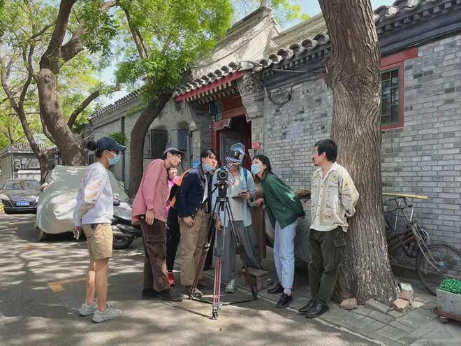 悬赏10万找鸽子，拍成电影能多抽象？