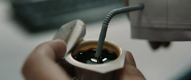 低因茶爆红，给不想熬夜的年轻人续命