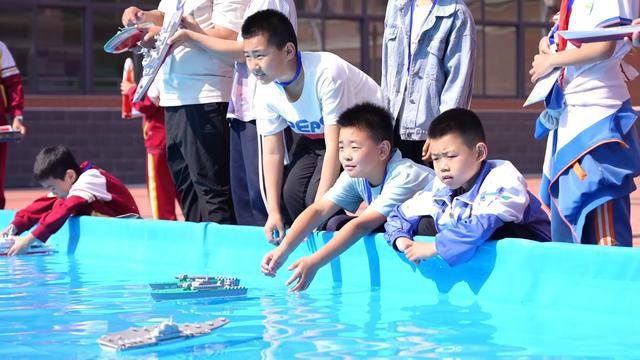 2025年安阳市中小学生科技体育竞赛激情开赛