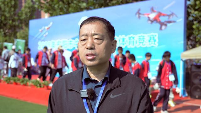 2025年安阳市中小学生科技体育竞赛激情开赛