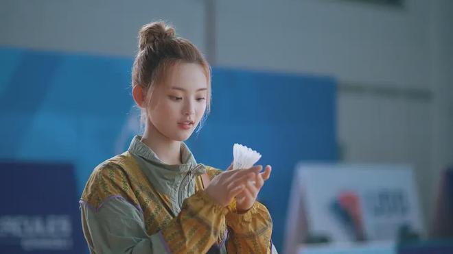 月薪上万，快打不起羽毛球了