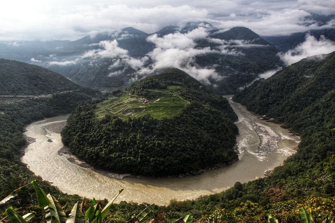 中国最难进的县城，拖住了春天