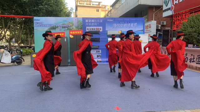 大象新闻社区文化公益行联合海尔走进焦作花园街社区