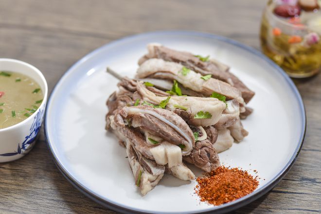 一顿早茶干掉1斤肉，这座西北城市太硬核了