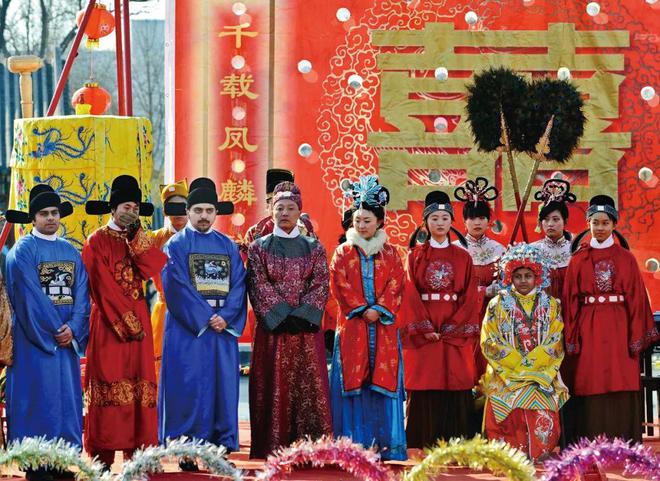 坏了，《红楼梦》也能搞抽象了