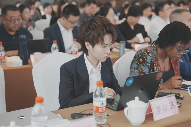 十年前没人敢选的专业，居然翻红了