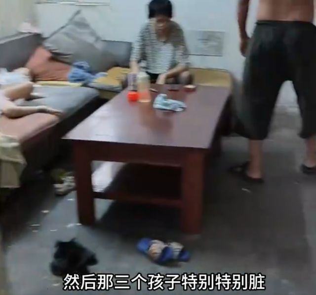济宁一女子带3光身幼童外出时晕倒，背后有啥隐情？