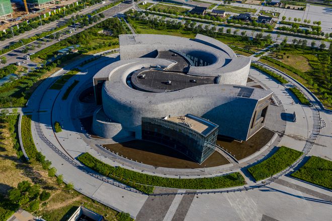 《黑神话》一年后，大同接住了泼天流量