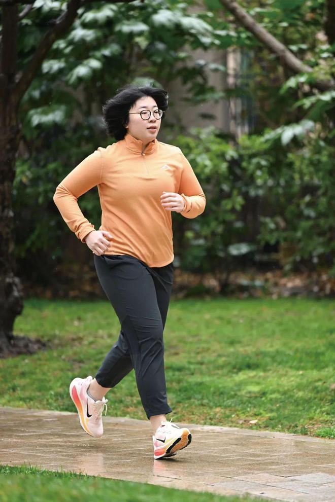颜如晶：一年暴瘦60斤，不再嘲讽“自律让人自由”