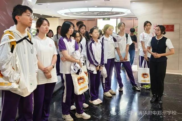 中外青年“书香清盈”聚郑州，课堂实践镌刻友谊促成长