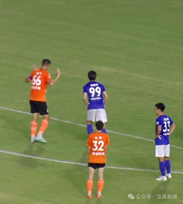 “苏超”为什么有99号球员？