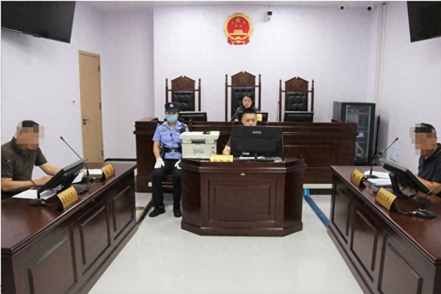 南阳市宛城区法院敲响驻区综治中心快审速裁“第一槌”