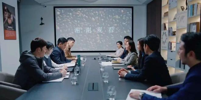 孤独的职场中层，如何找到安全感？