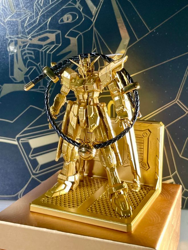 花两倍价钱买黄金，二次元们图什么