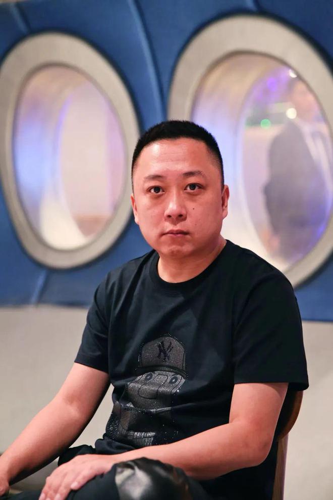 含“刑”量最高的作家，开始搞音乐了？