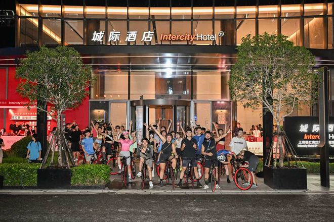 上线3天30万精英参与，城际×佳明诠释“史上内核最默契联名”