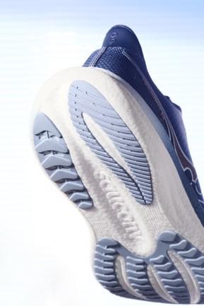 Saucony索康尼推出最新款 TRIUMPH 胜利23