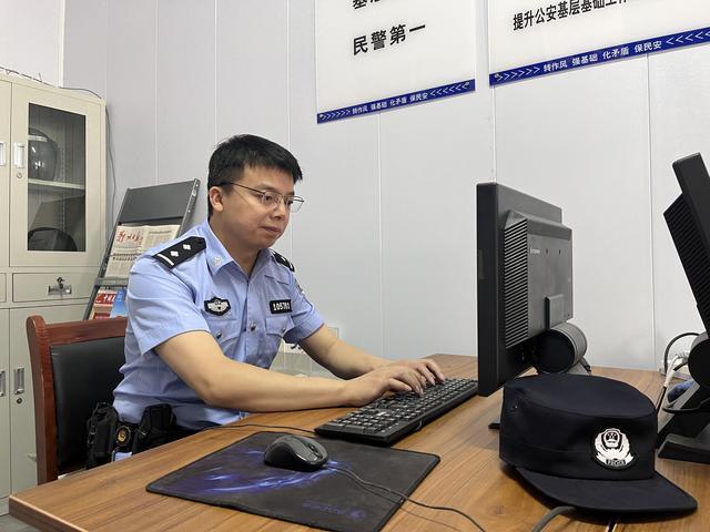 郑州韩梦林：自己“多一事”只为群众“少一事”