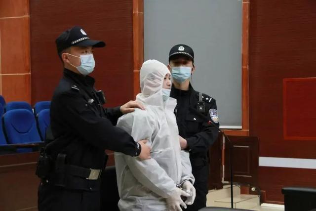 从窗户闯入，严重暴力强奸两幼童（4岁、6岁），蒋某亮死刑