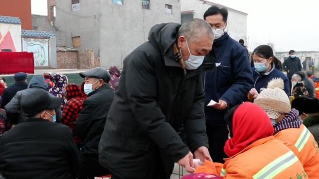 崔培军、李福贵善举背后：朴素的情感最动人