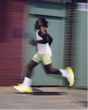 lululemon推出轻盈升级的FAST AND FREE跑步系列和全新Split Shift跑鞋