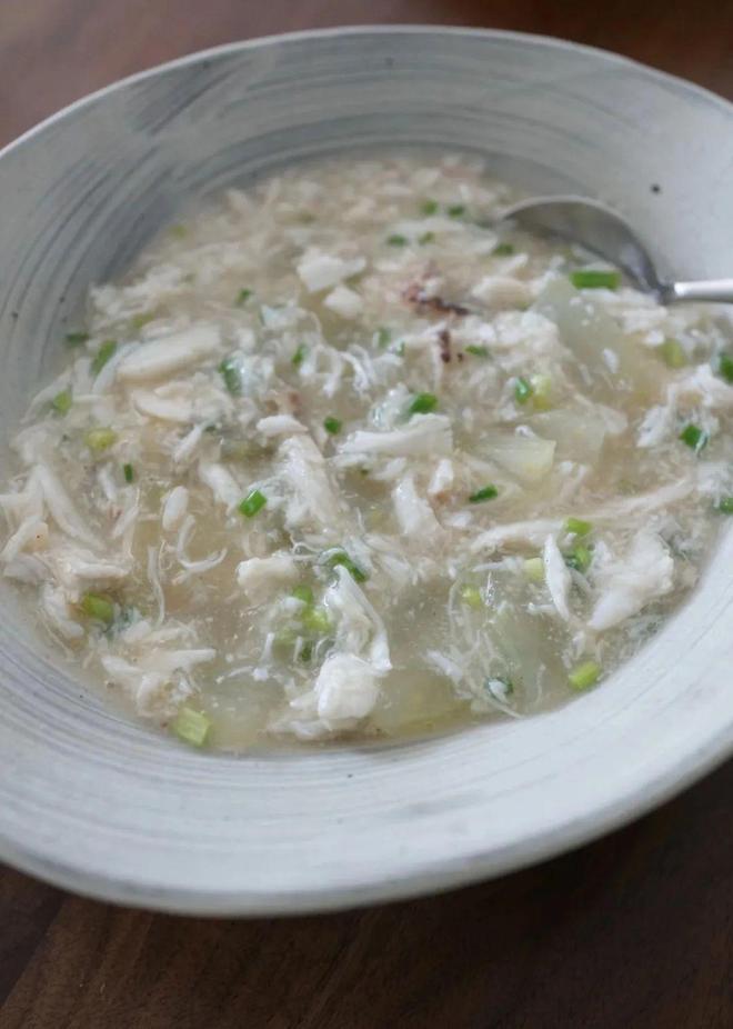 年轻人逃避做饭，只是因为太累吗？