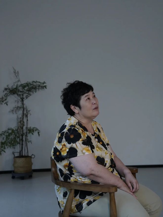 房主任：我是没有退路，才努力爬上岸的