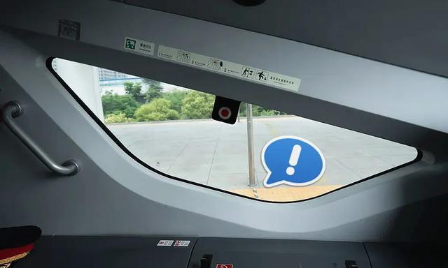 高铁“招手即停”？司机：这题我来！