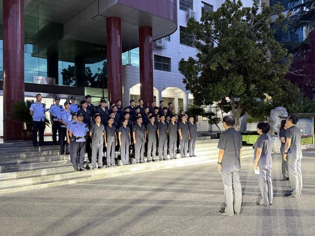 南阳卧龙区法院：硬核执法引50万网友围观，比追剧还燃！